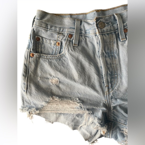 Levi’s 501 ,,Stylish Women's Denim Shorts - Light Blue and Dark Blue - Picture 13 of 16